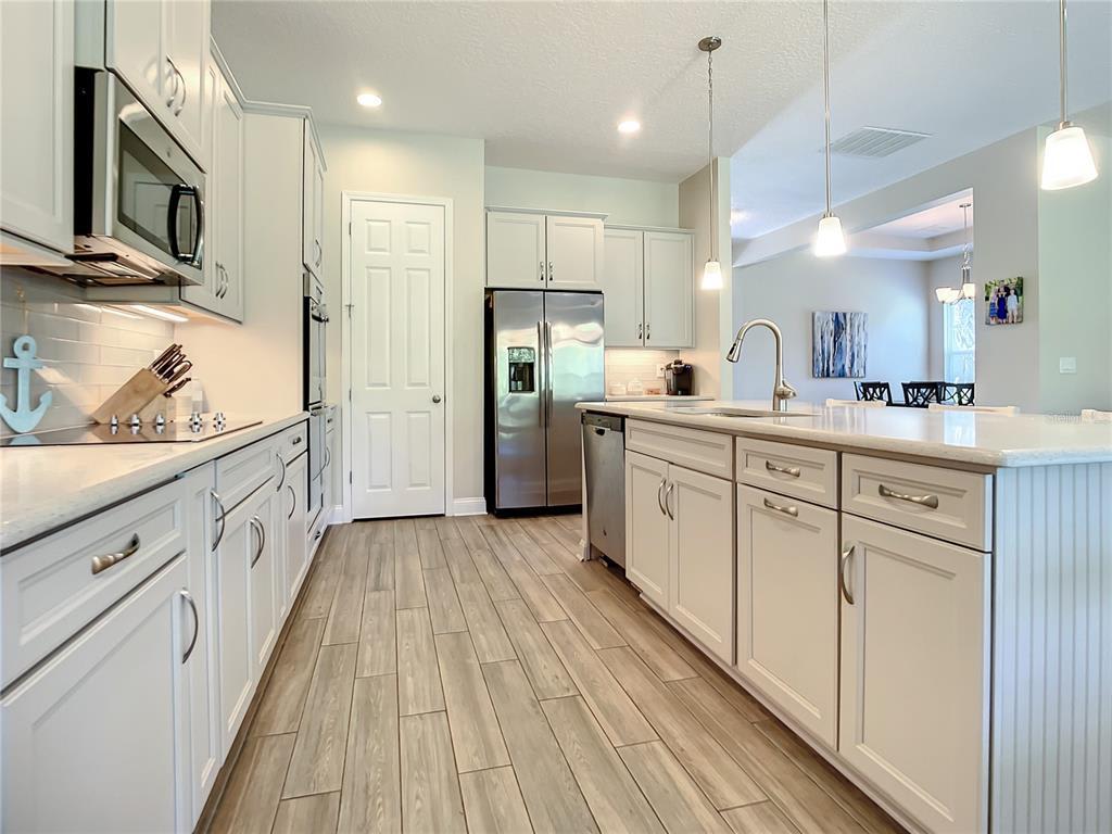 216 Ashford Lakes Cr