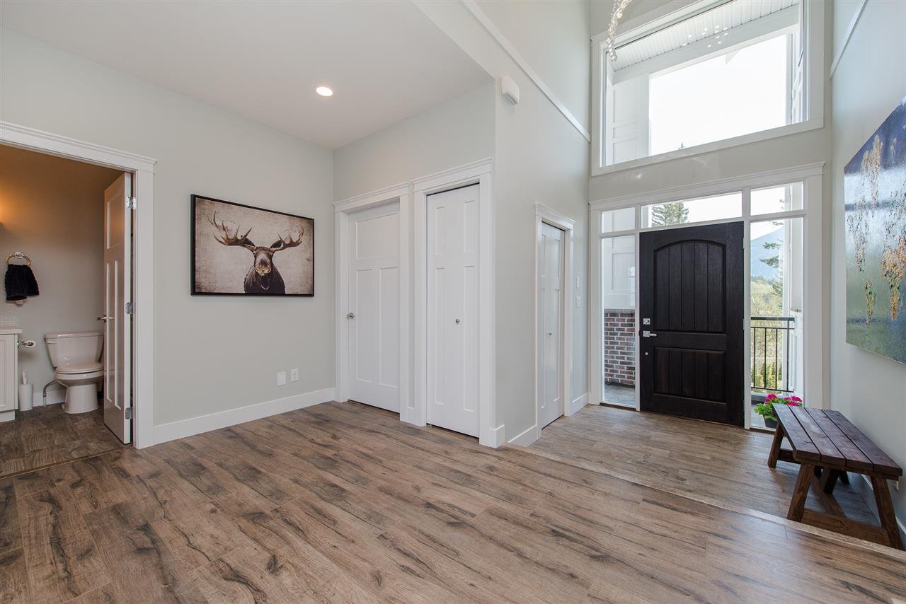 5483 Crimson Ridge