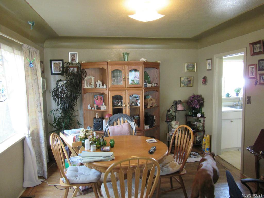 1036 Bewdley Ave, Esquimalt