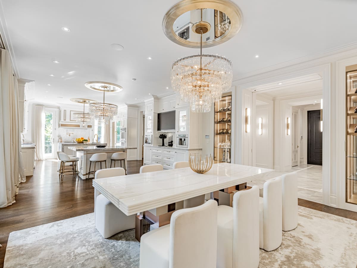 A World Of Exclusive Modern Luxury 