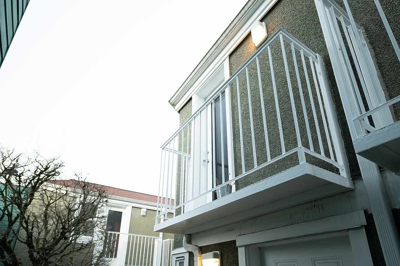 212-1045 W 8th Avenue, Vancouver