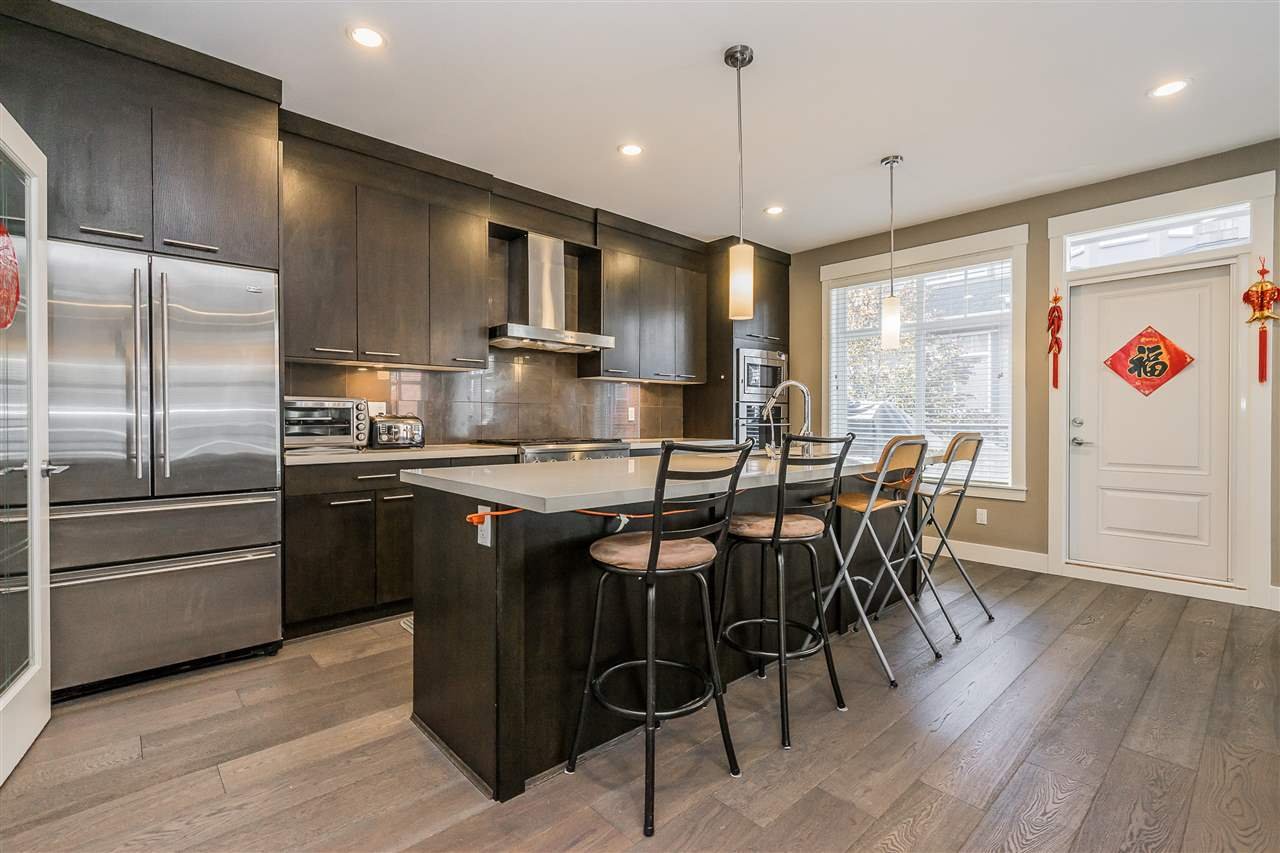 32-15977 26 Ave