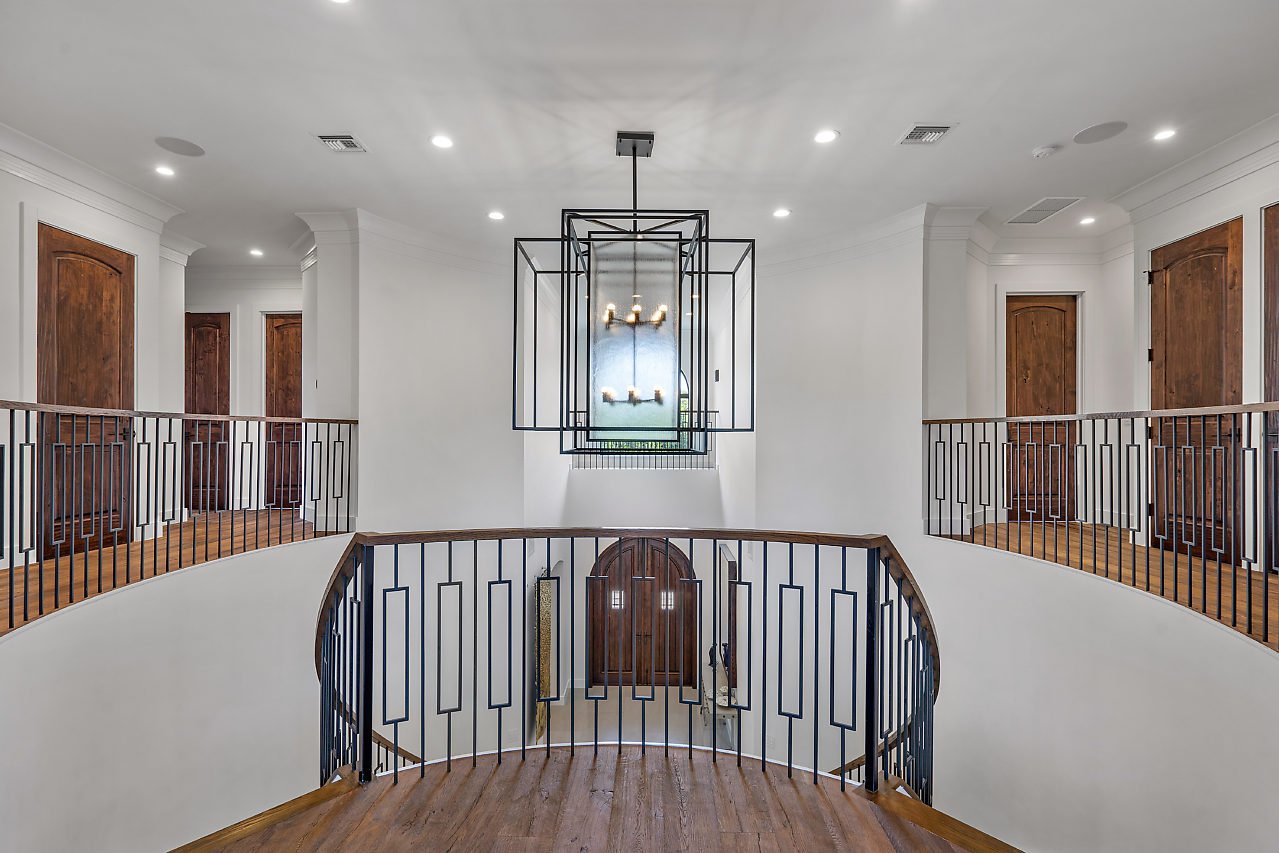 605 Wiggins Road