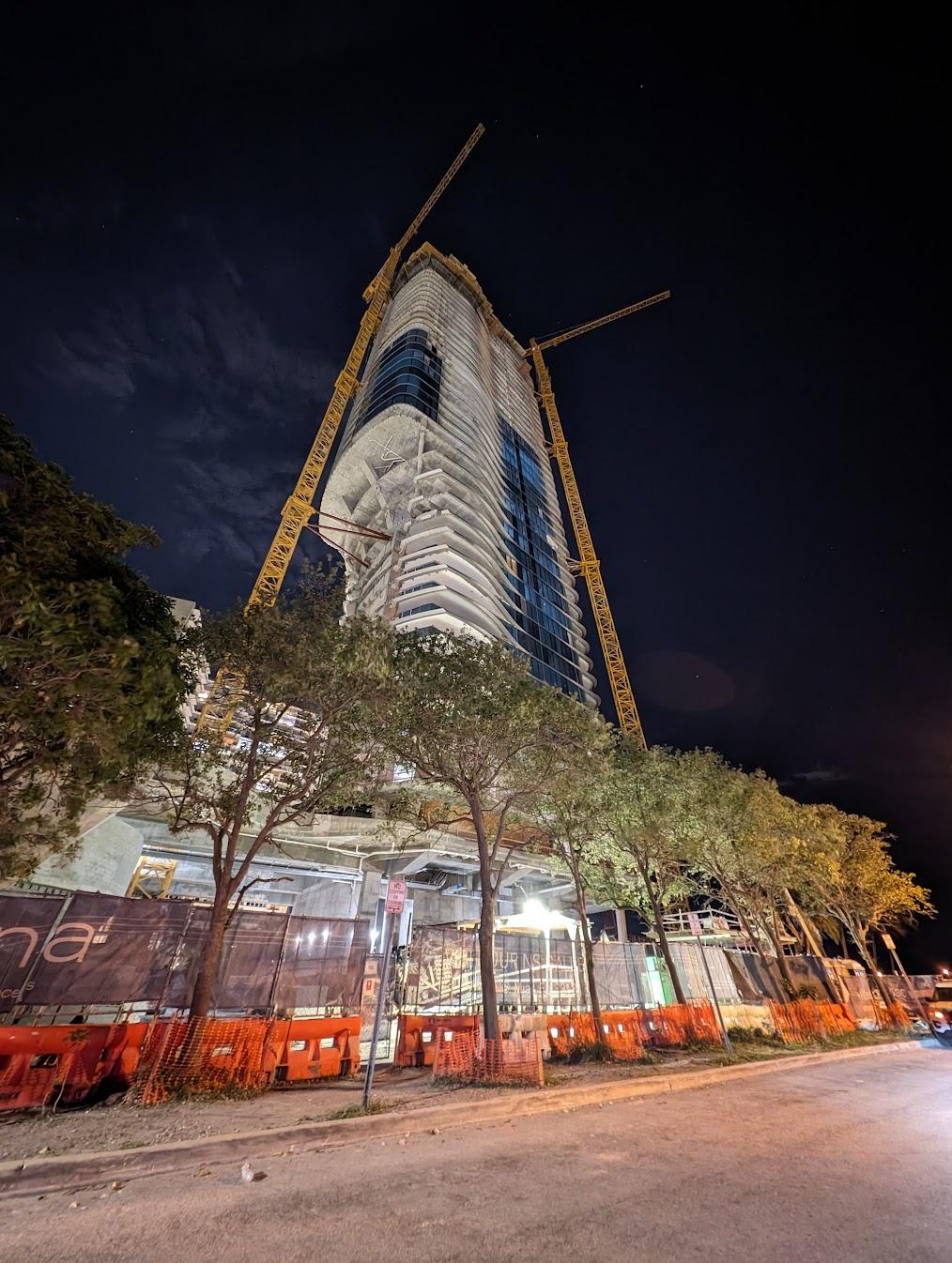 Una Residences Reaches 47-Story Height, Set for Early 2025 Completion (Posted May 2024)