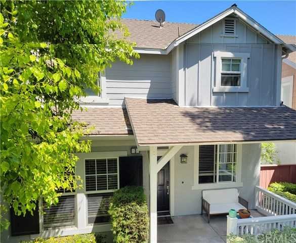 3 Bluff Cove Drive