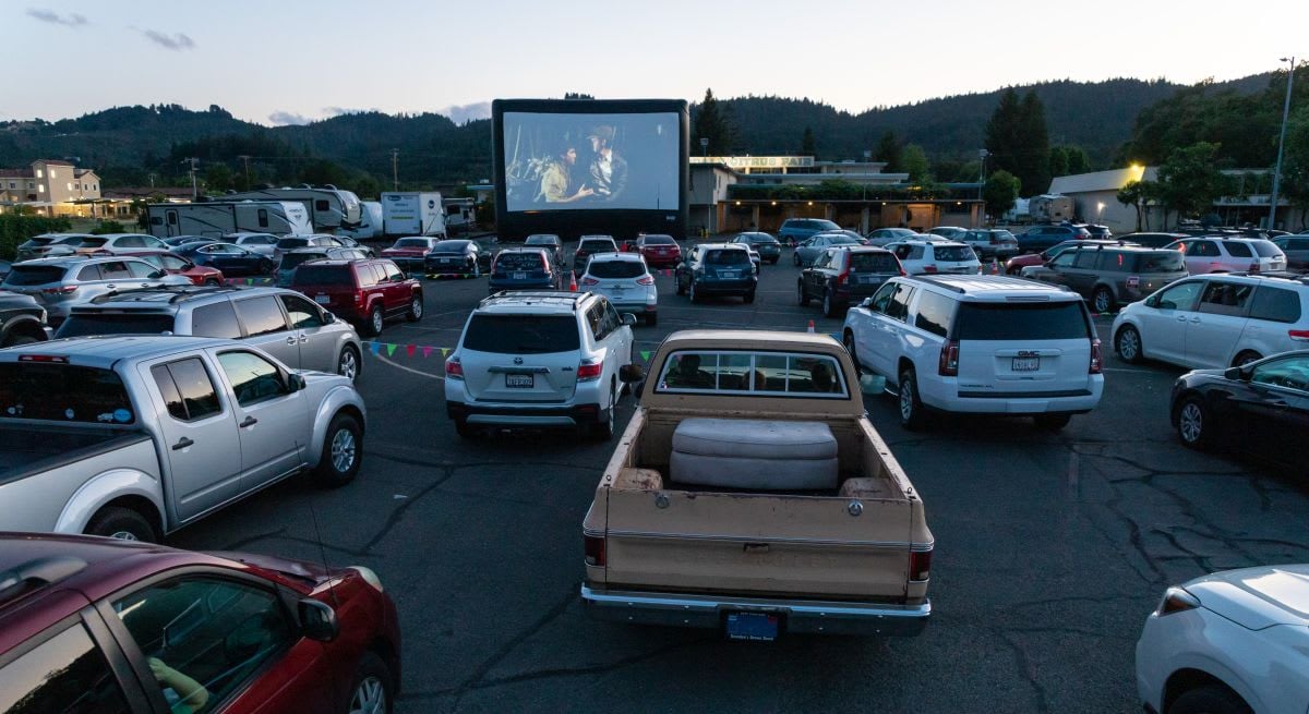 Free Outdoor Movie Nights Is a Summer Highlight at Sonoma County Wineries and Parks