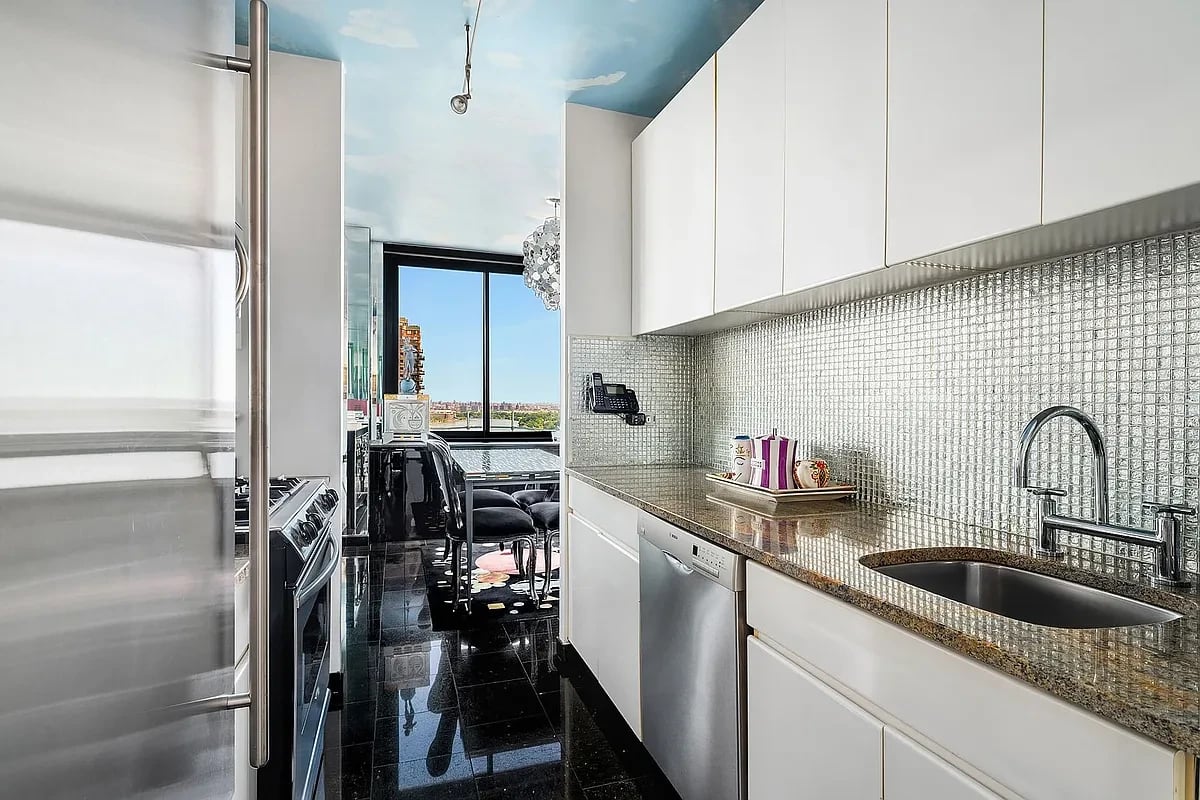 455 E 86th St., #24C