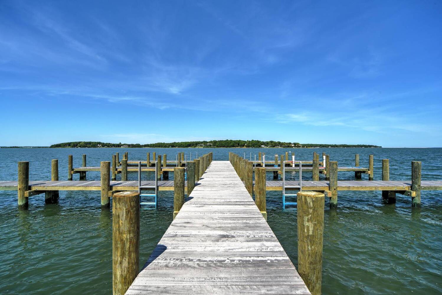 Single Waterfront Lot, Ready to Build