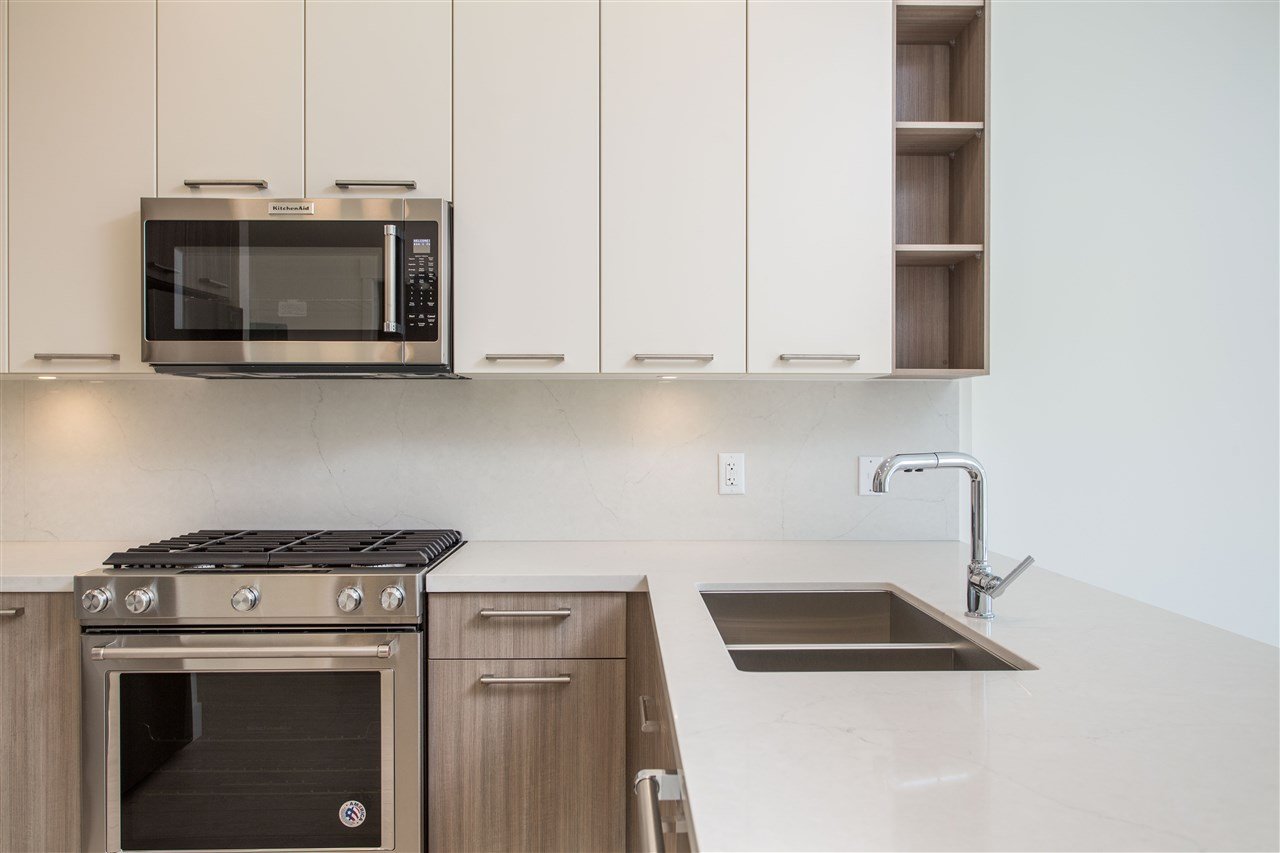 109-14022 North Bluff Road, White Rock