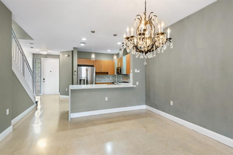 830 NE 19th Ave Unit #830