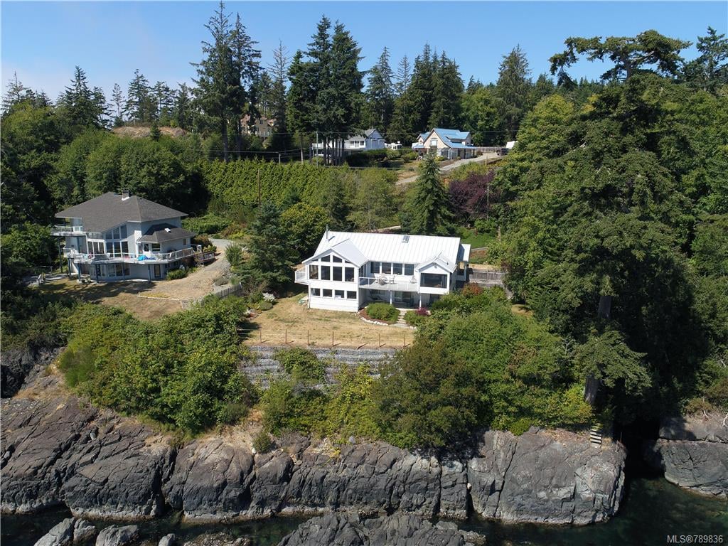 8283 West Coast Rd, Sooke