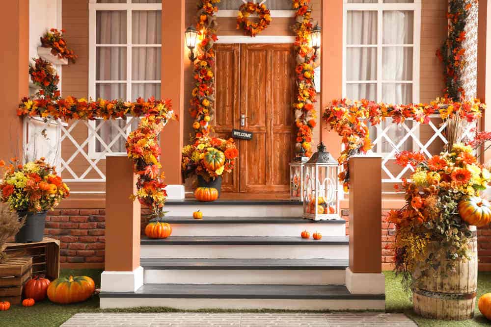 Add Value This Fall with These 7 Curb Appeal Trends