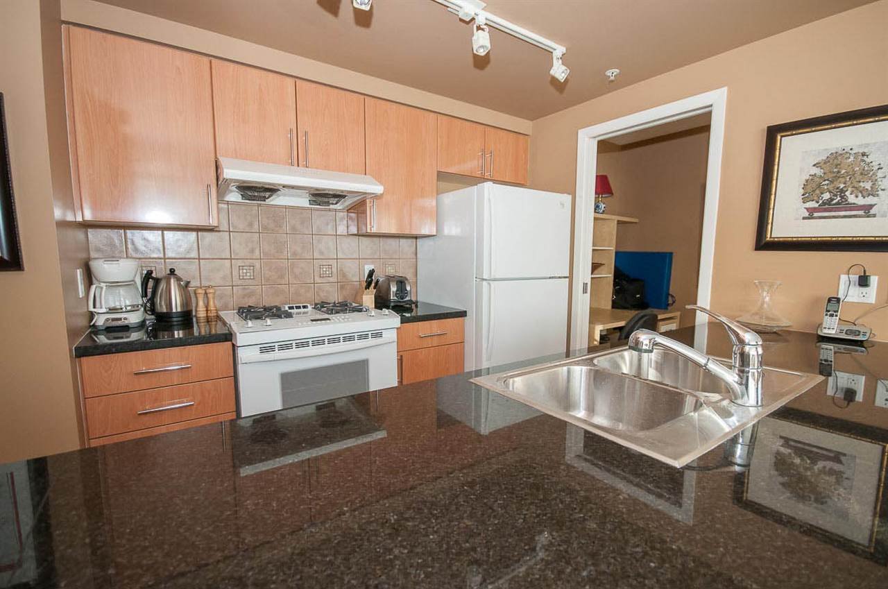 2201-1077 Marinaside Crescent, Vancouver