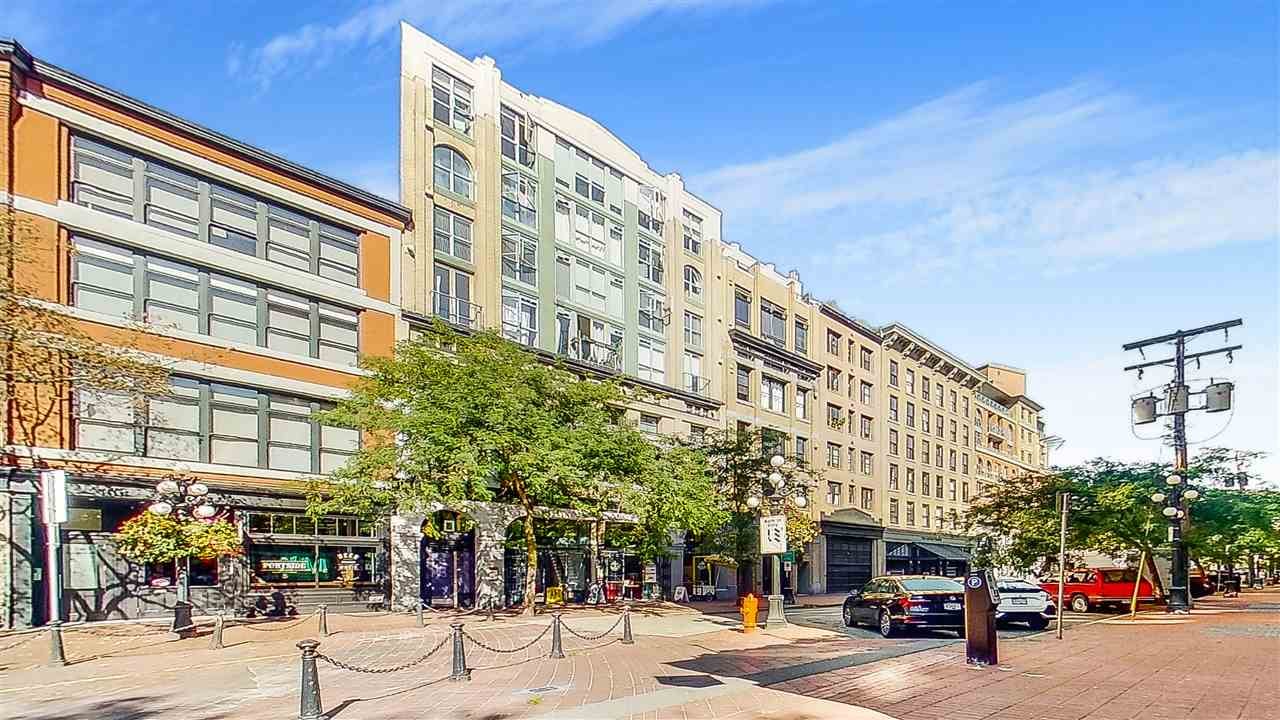 509-27 Alexander St