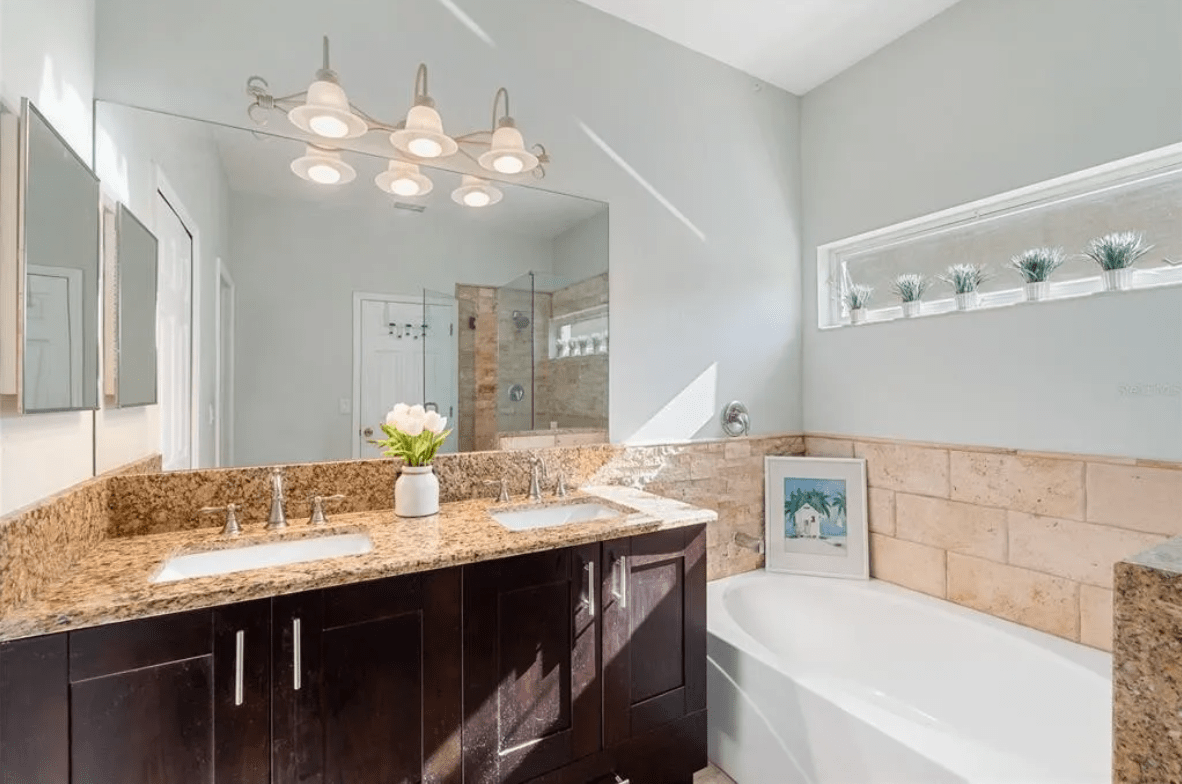 15406 SIR MAXWELL COUR