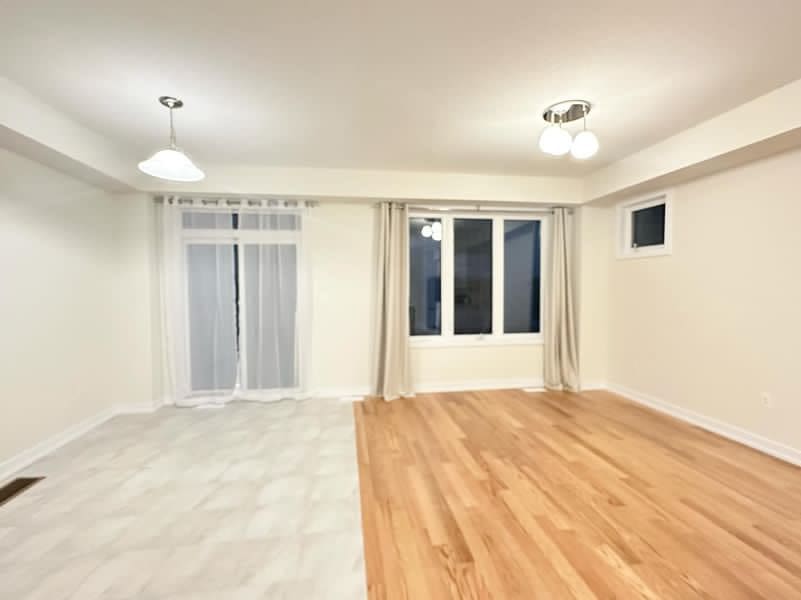 42 Sunflower Cres