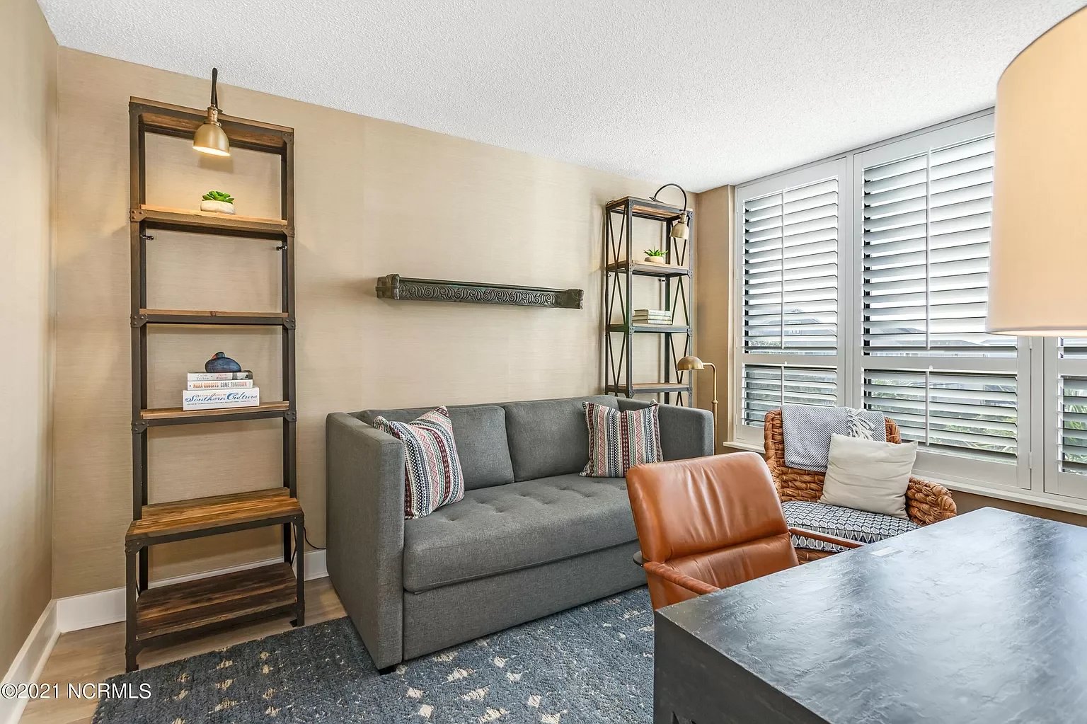 95 S Lumina Avenue Unit: 2-K