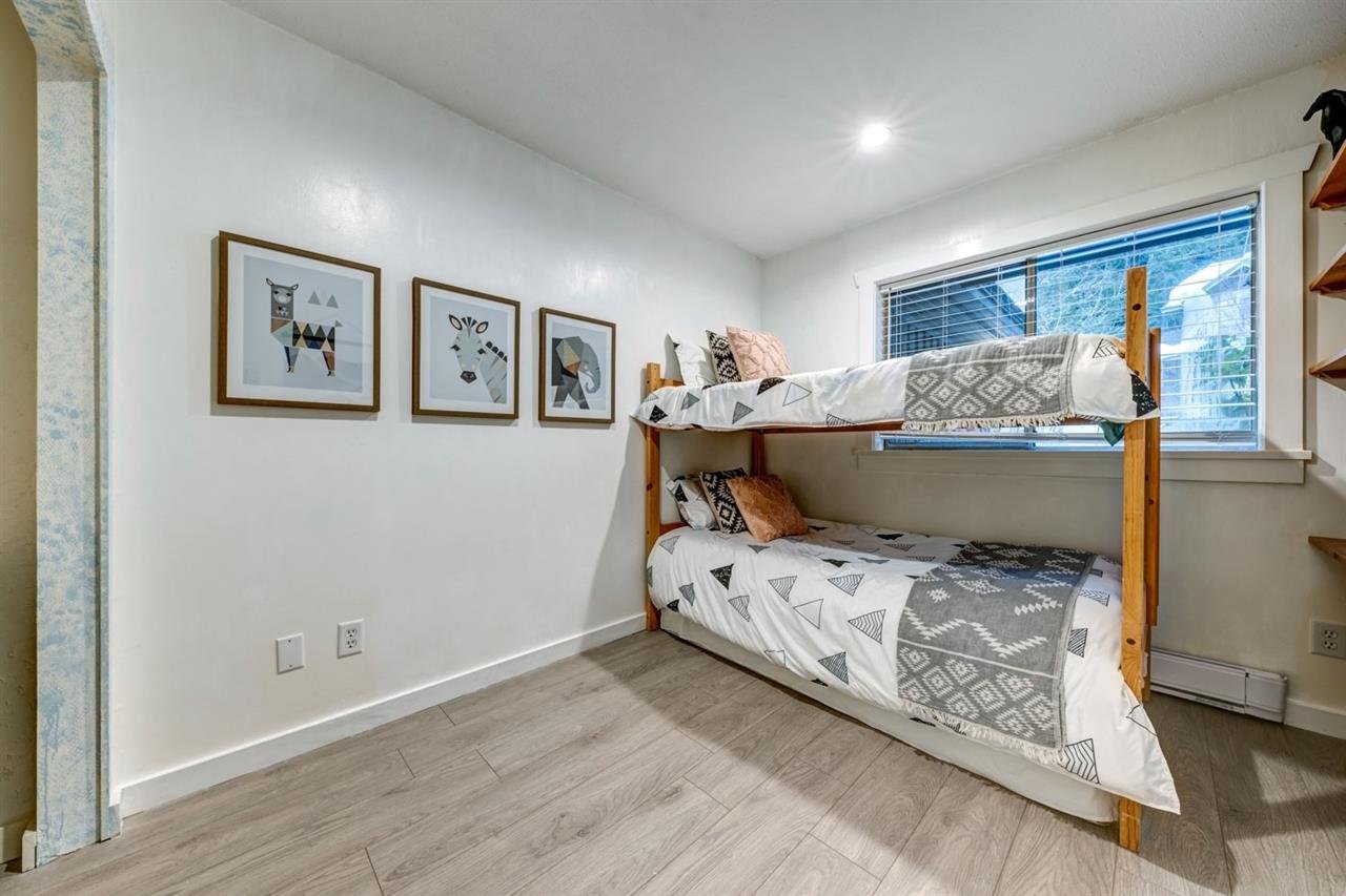 11-3102 Panorama Ridge