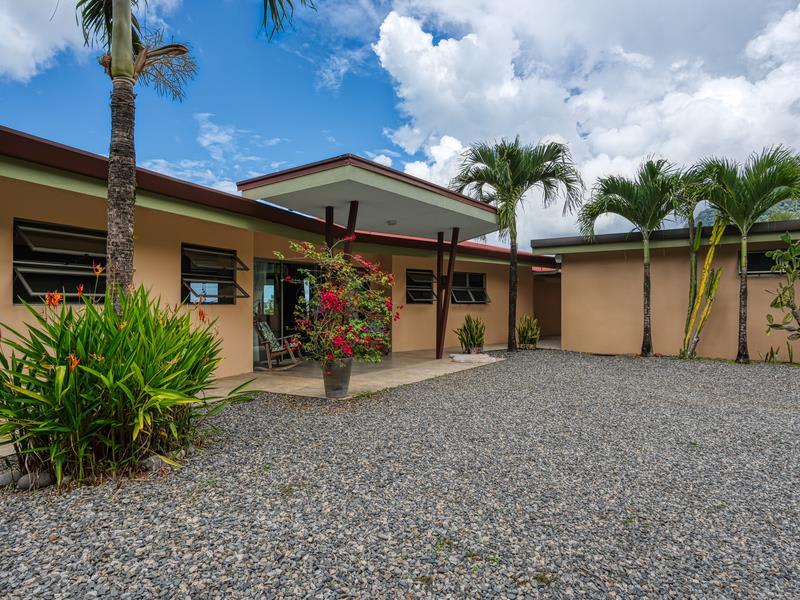 Outstanding 4 Bedroom Ocean View Home