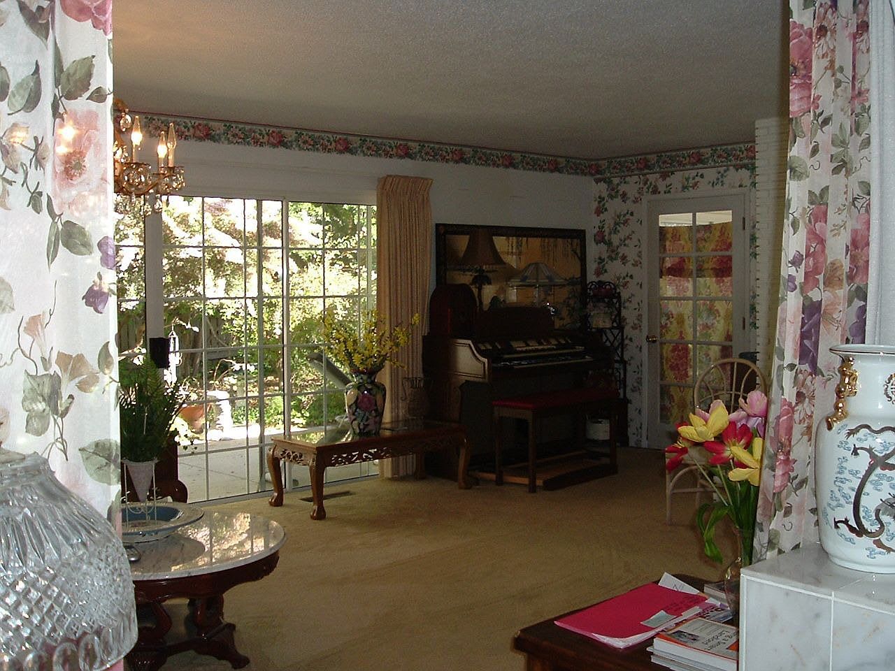 1097 Presidio Rd