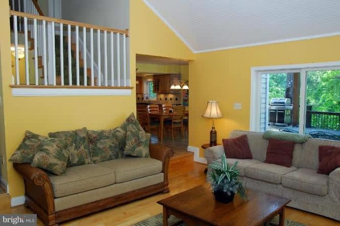264 Capote Ct E