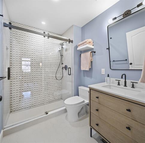 325 Willow Ave #4B