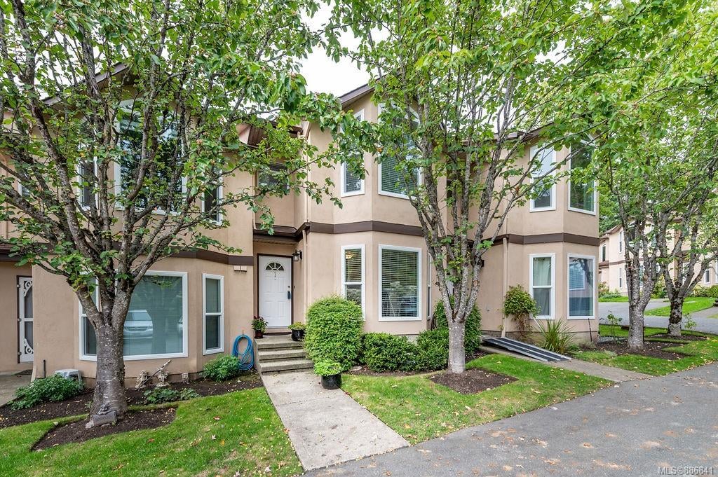 7-4540 W Saanich Rd
