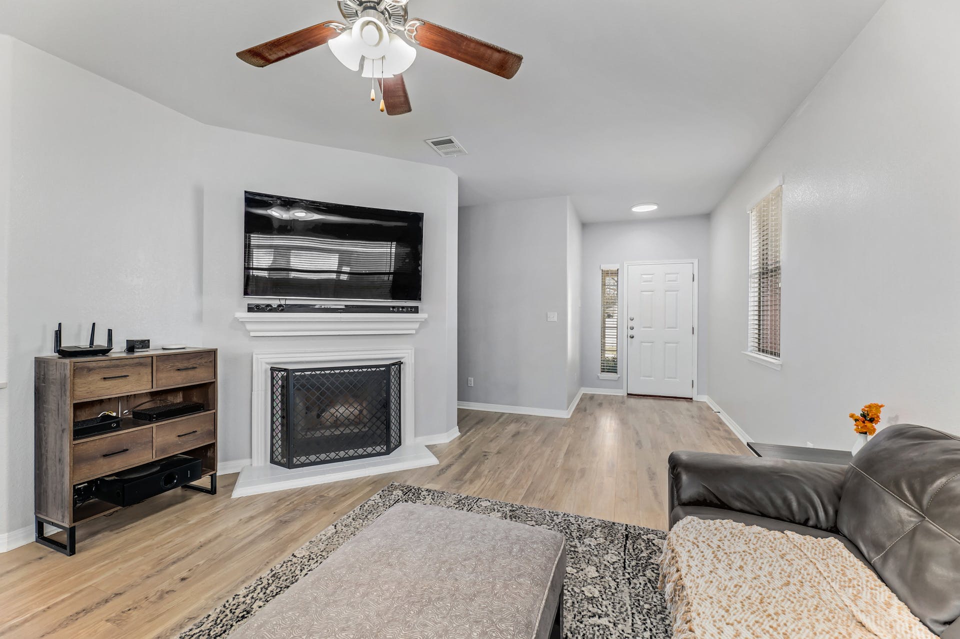 941 Hyde Park Dr, Round Rock, Texas 78665