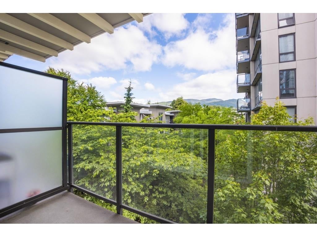 401-2957 Glen Dr