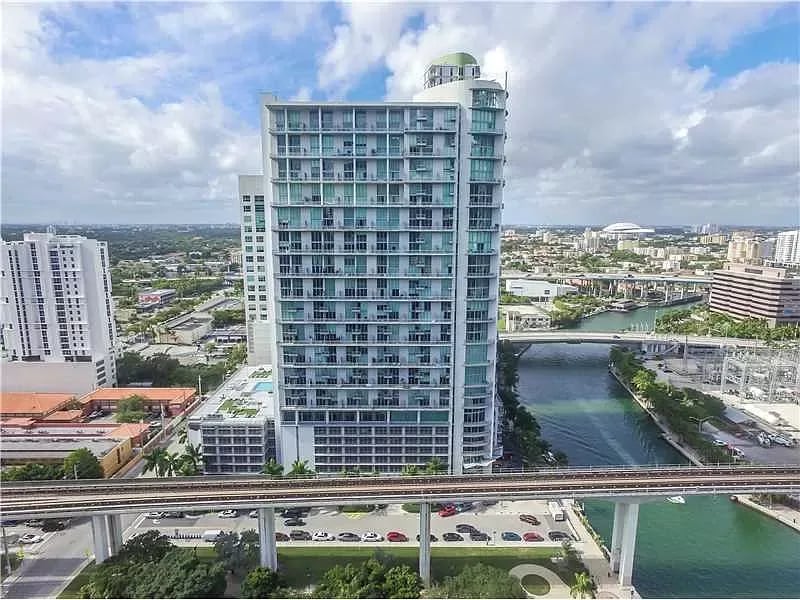 690 SW 1st Ct, #1934
