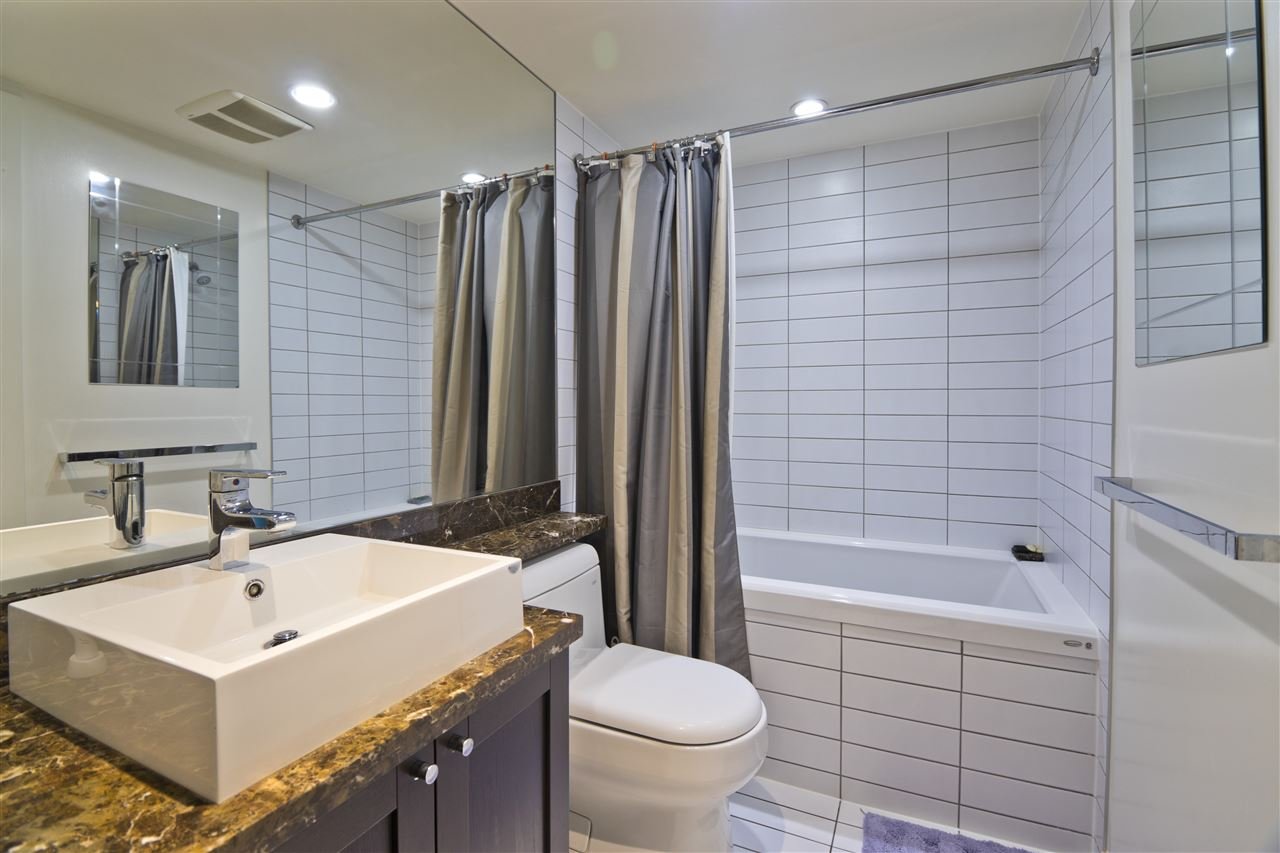 PH10-4818 Eldorado Mews