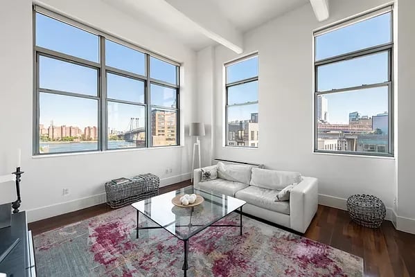 60 Broadway Unit: 5F