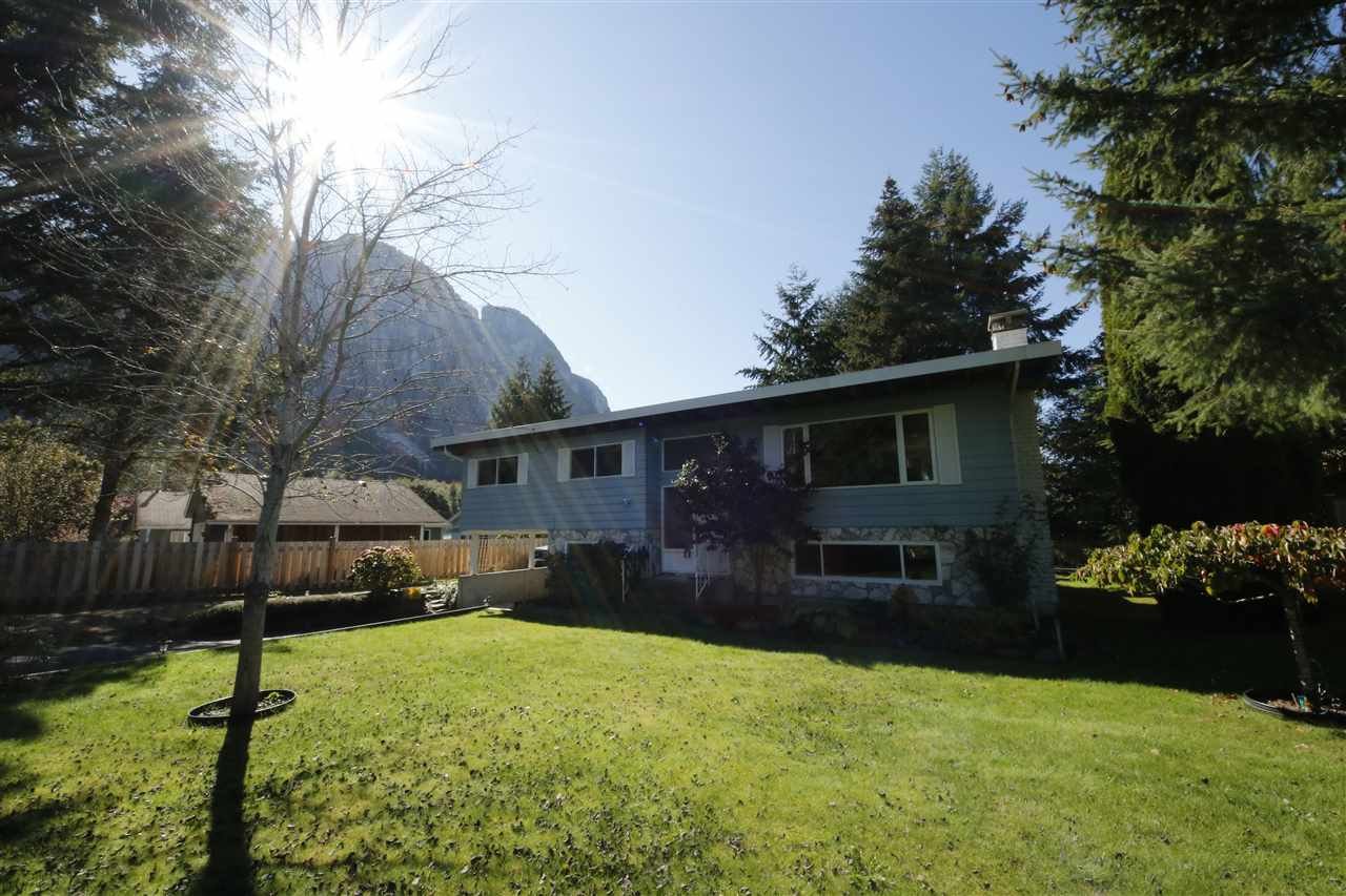1828 Cedar Dr
