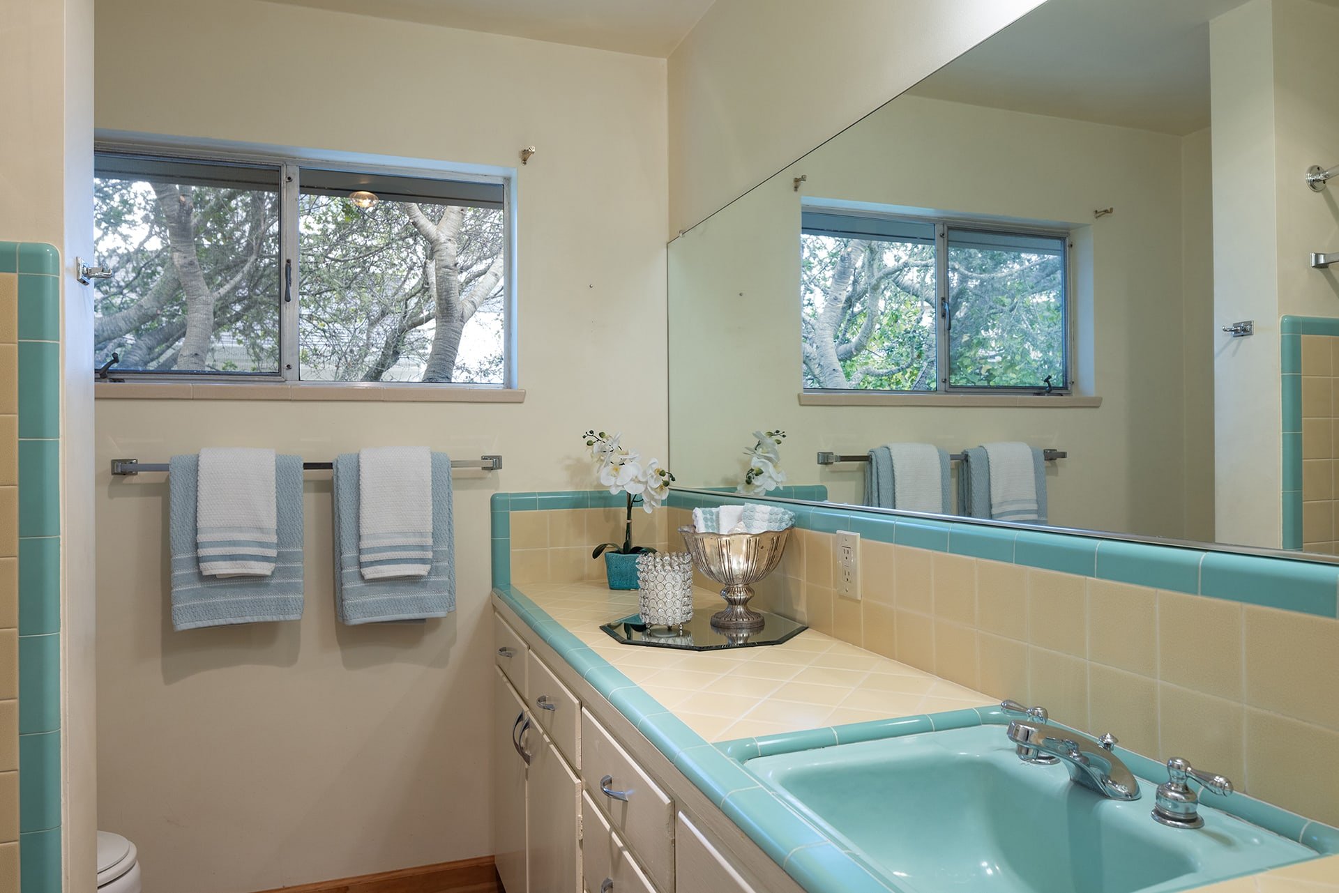 Carmel Cottage Near Mission Ranch - 2755 15th Avenue