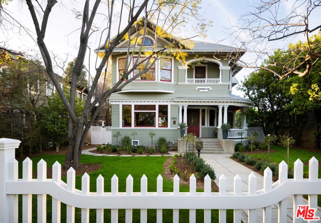 Historic Highland Park Bungalow