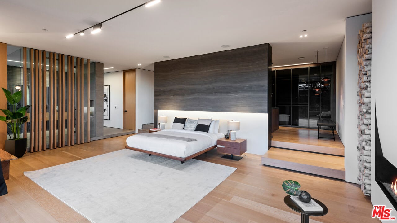 Estate Velvet