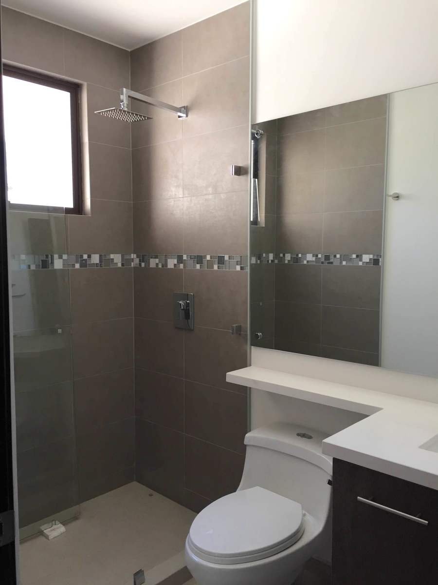 Contemporary Multi Level Townhome, Ciudad Colon, San Jose