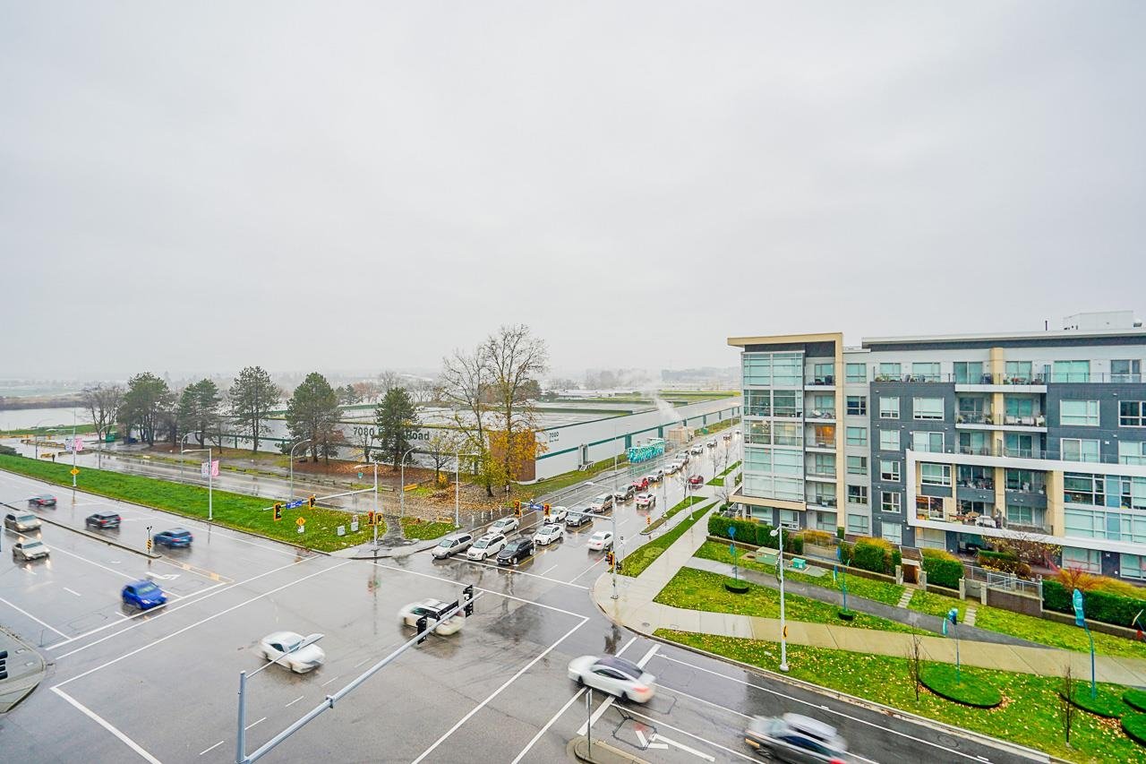 808-5233 Gilbert Rd
