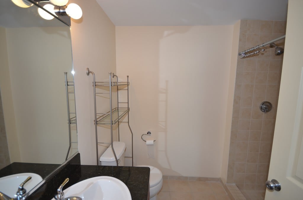 1 Nassau Street Unit: 1705