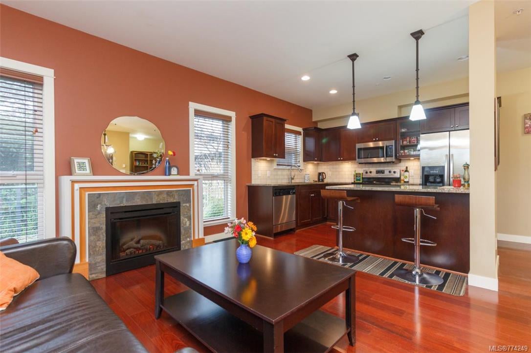 B106-201 Nursery Hill Dr, View Royal