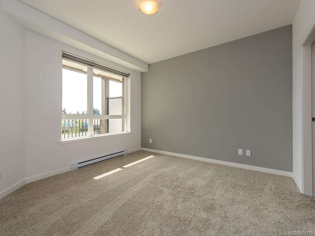 221-2871 Jacklin Rd