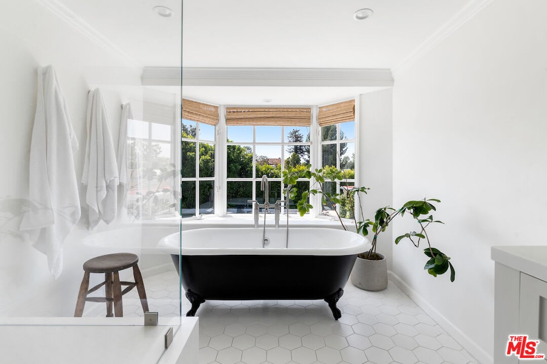 Valley Retreat