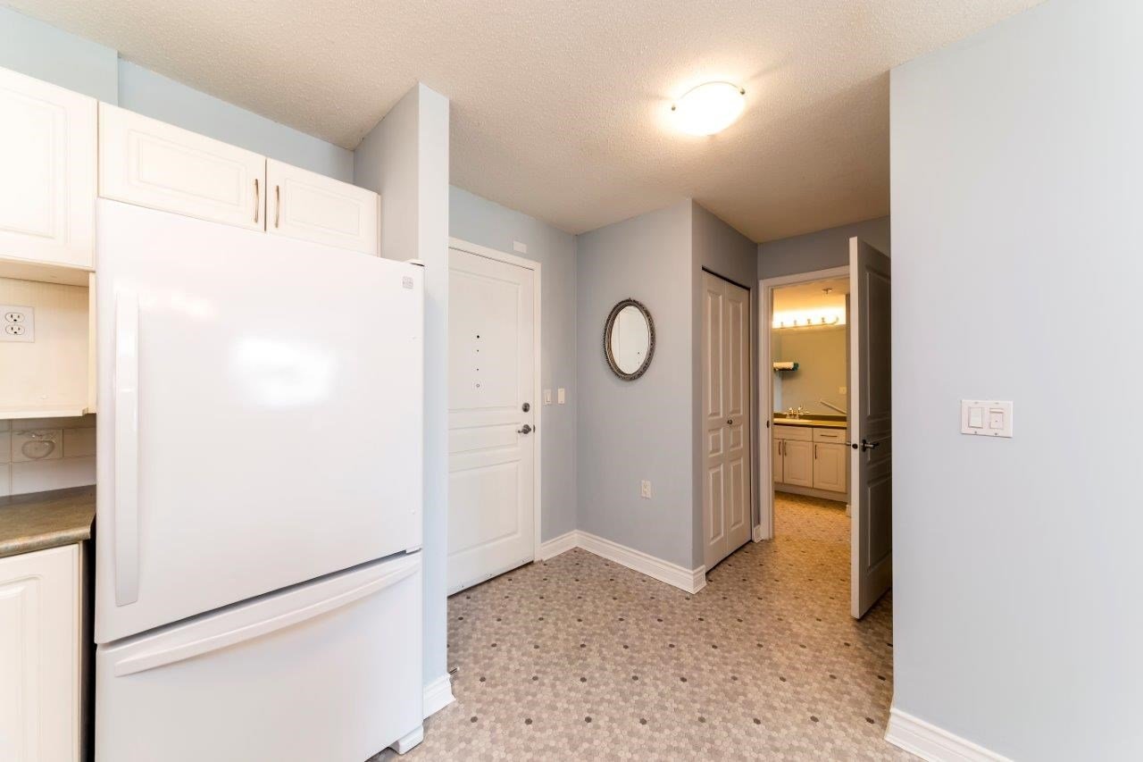202-960 Lynn Valley Rd
