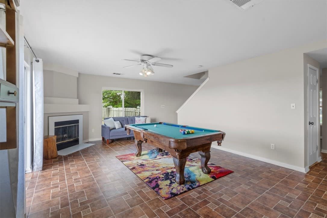 335 Siebert Dr