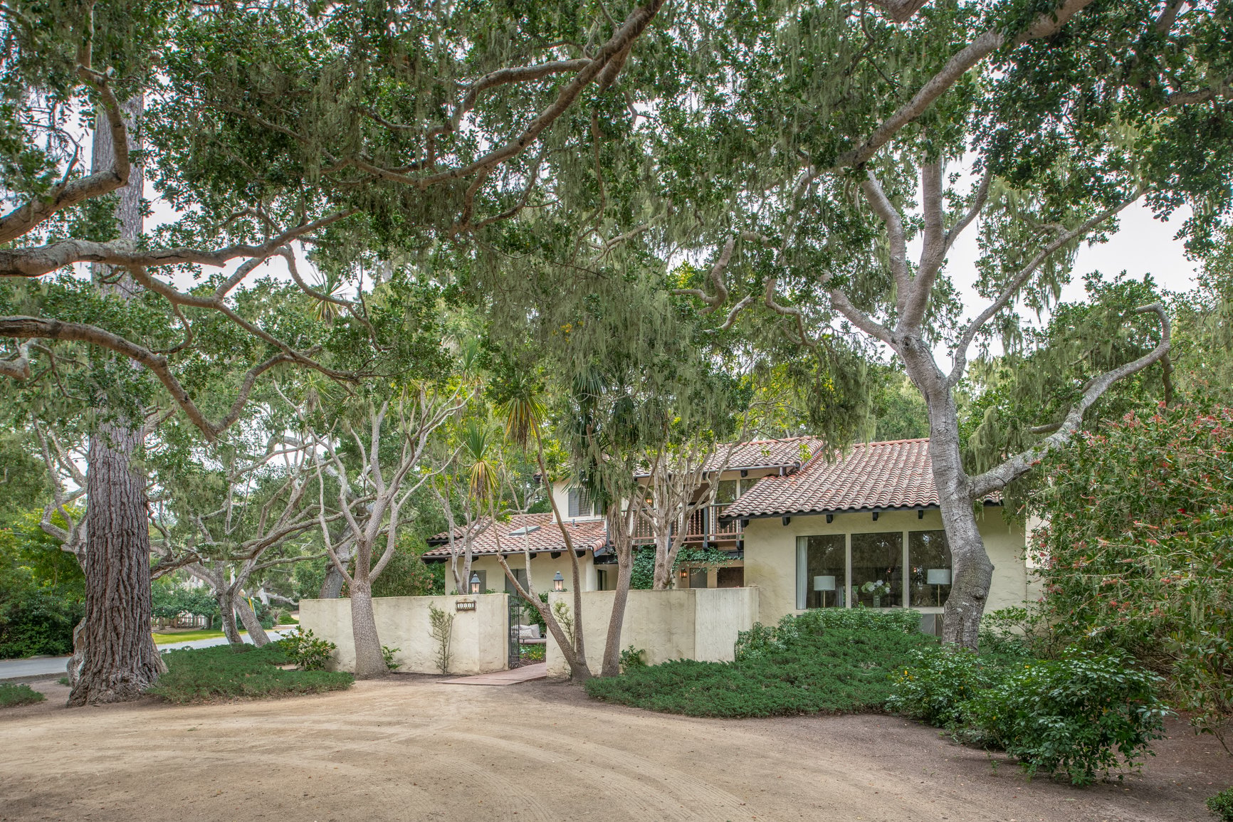3111 Patio Dr