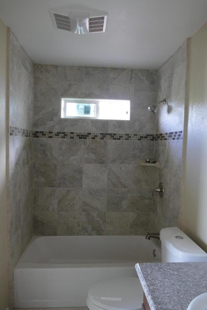1077 Amador Ave