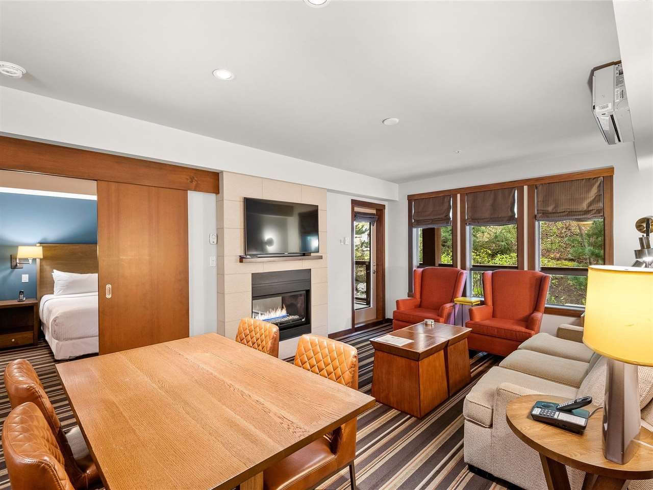 113C-2020 London Ln