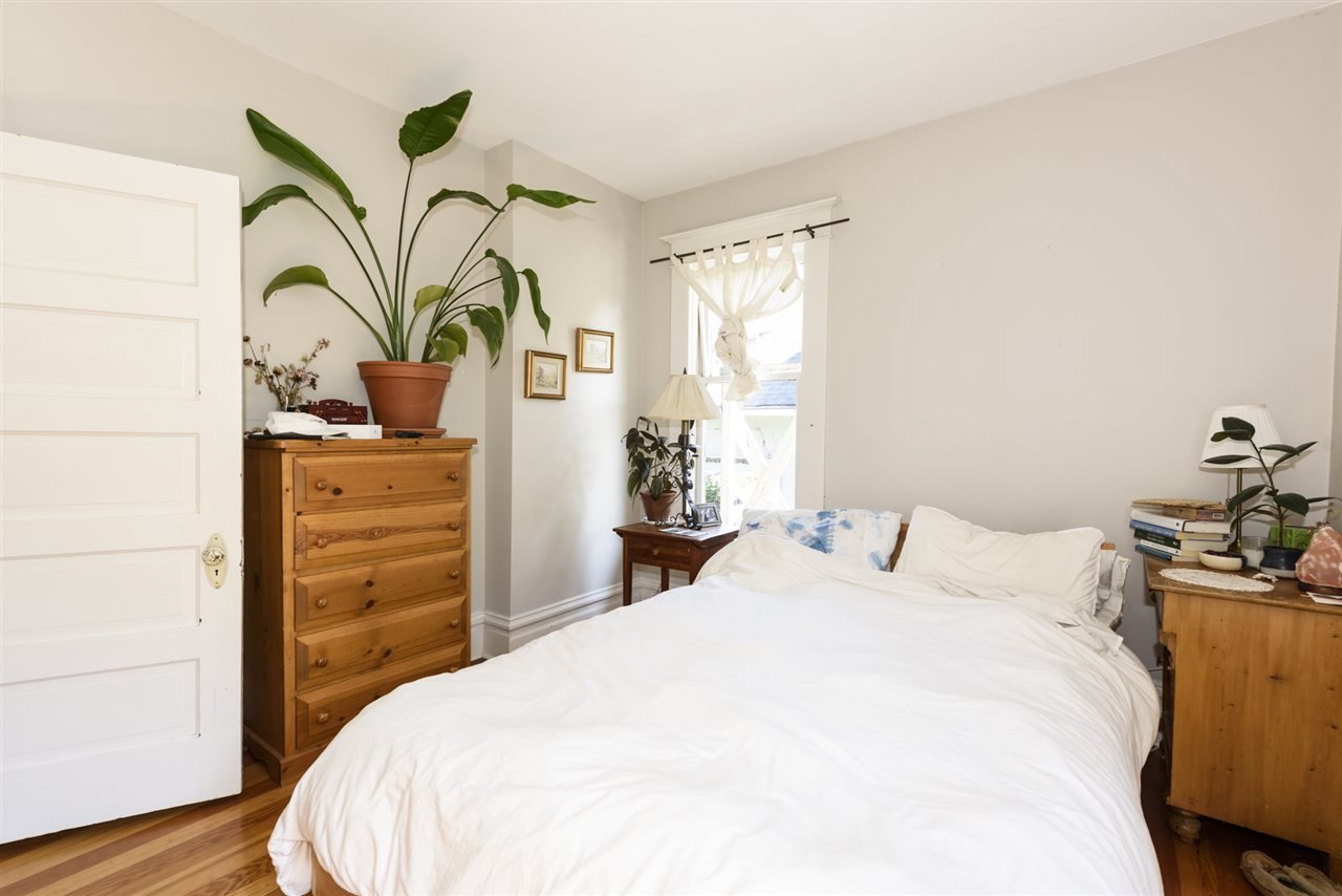 1616 Kitchener Street, Vancouver