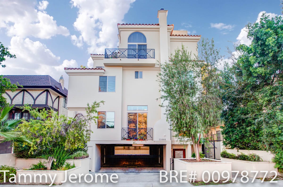 11444 Moorpark St 104 & 103 Studio City, CA