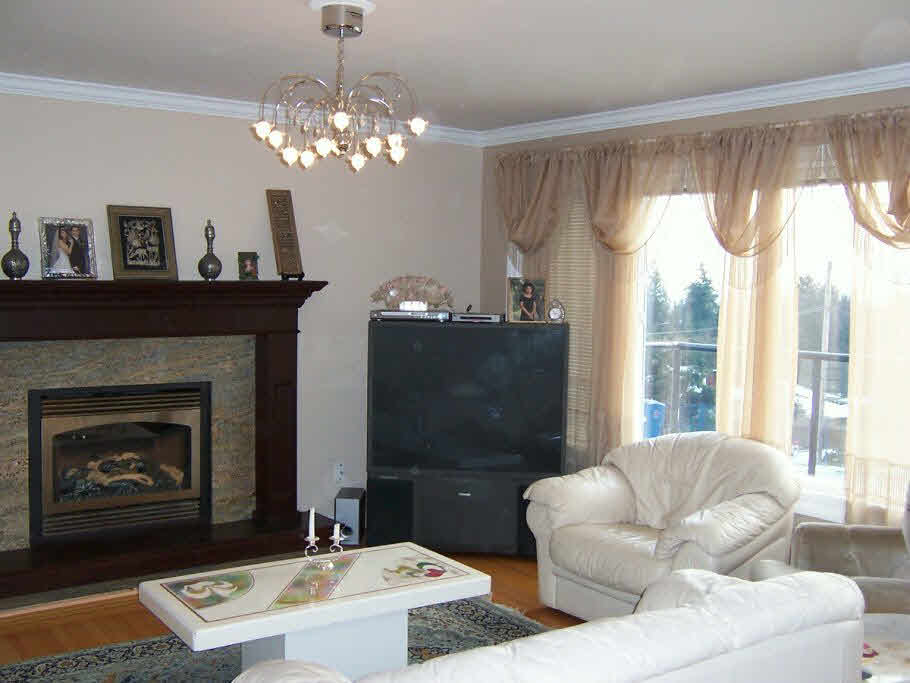 550 Granada Cres